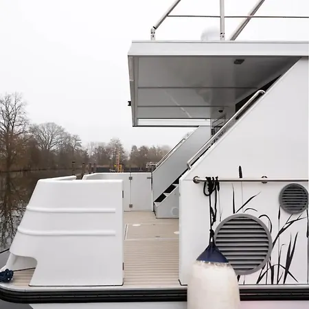 Hausboot Tobago Prázdninový dům Dömitz